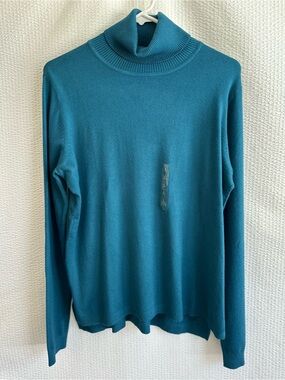 RED Women’s Teal Blue Turtleneck Soft Knit Sweater Size: Large